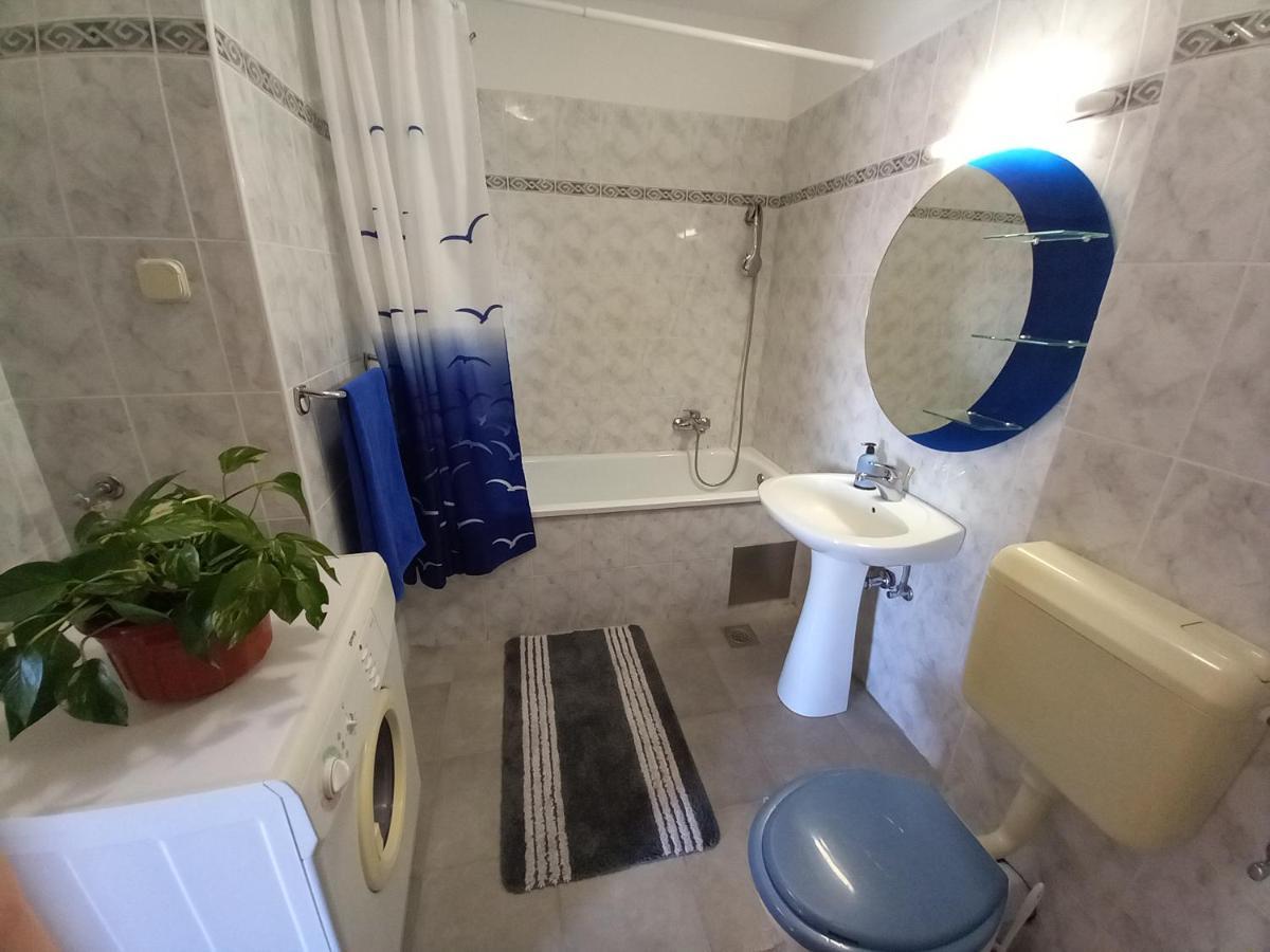 Iva Apartman Пула Экстерьер фото