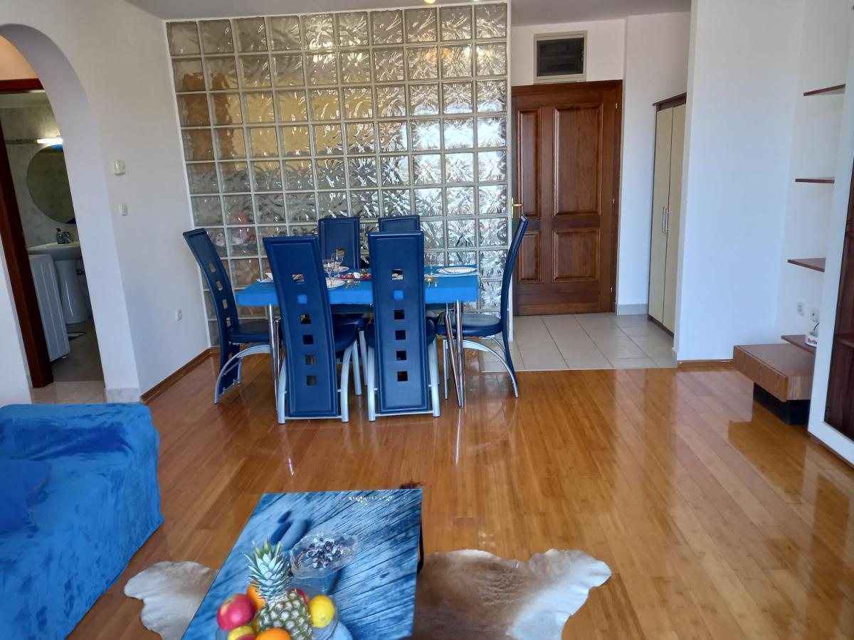 Iva Apartman Пула Экстерьер фото