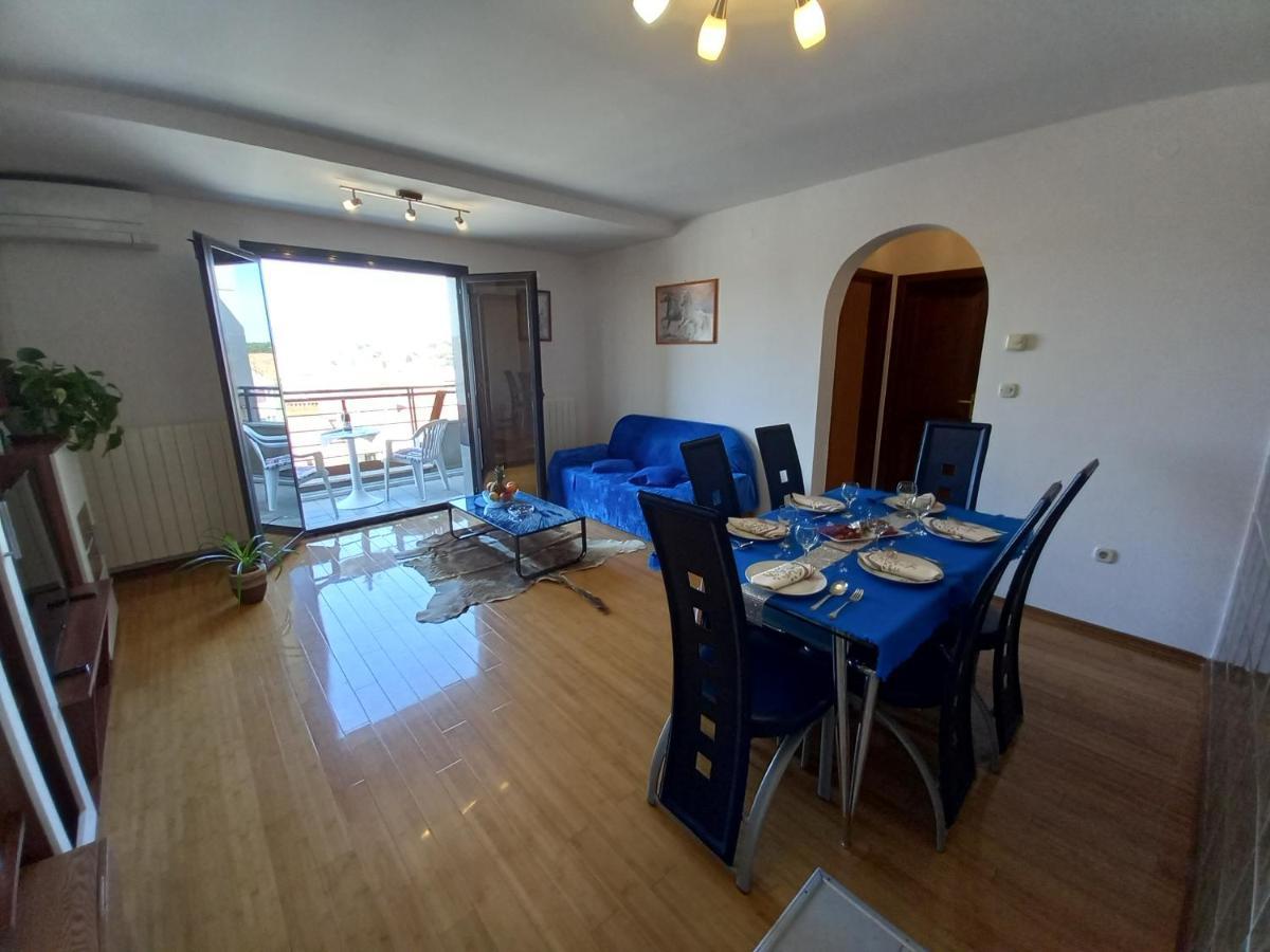 Iva Apartman Пула Экстерьер фото