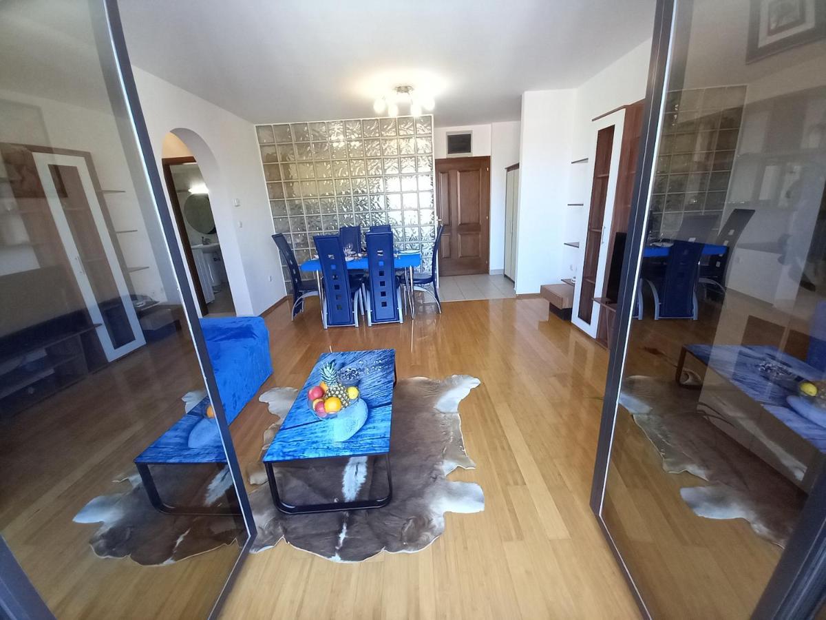 Iva Apartman Пула Экстерьер фото
