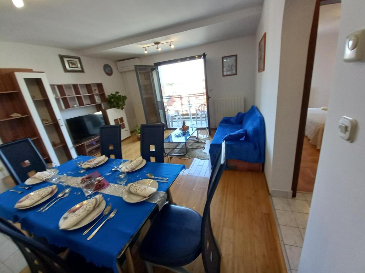 Iva Apartman Пула Экстерьер фото