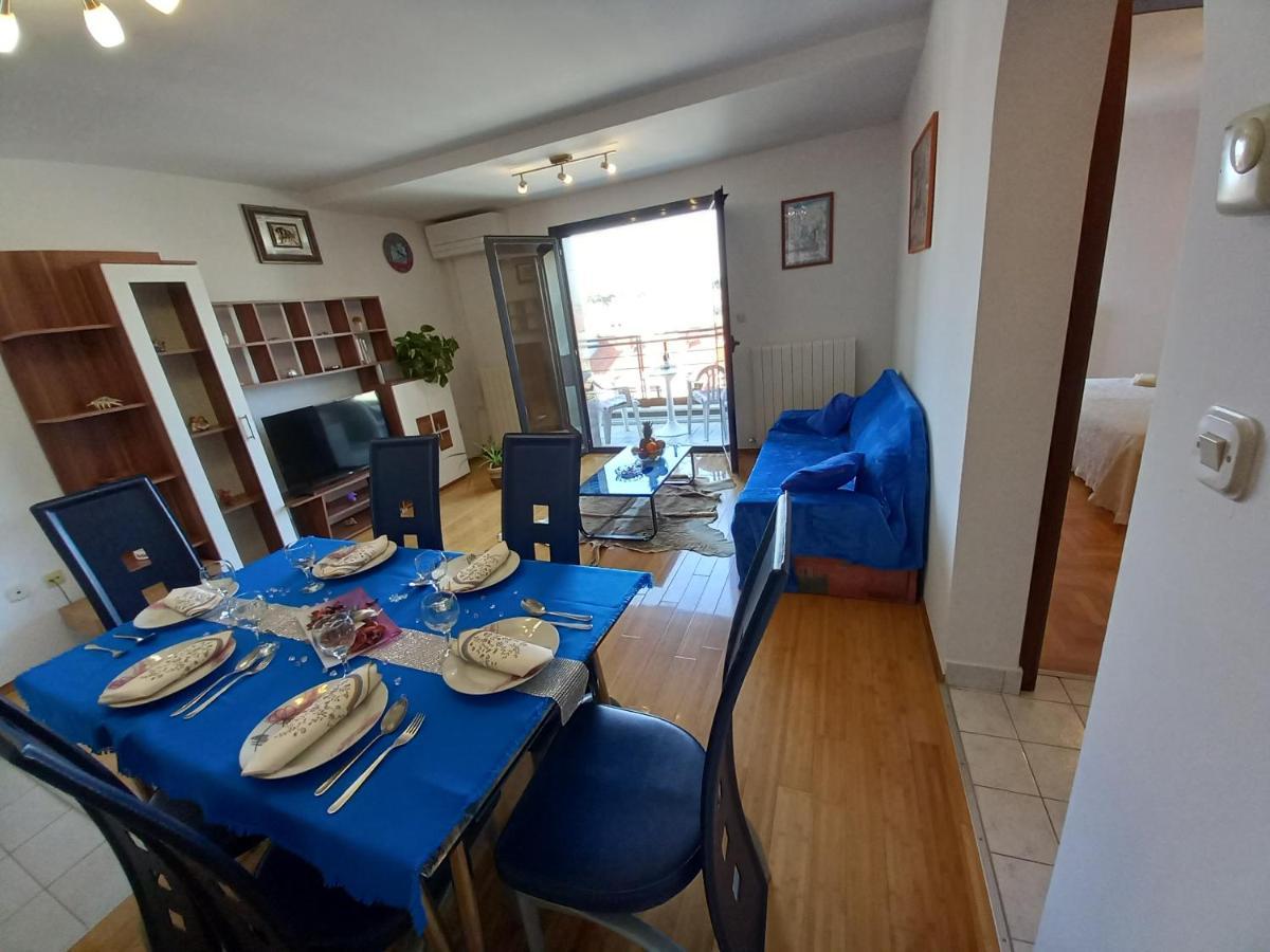 Iva Apartman Пула Экстерьер фото