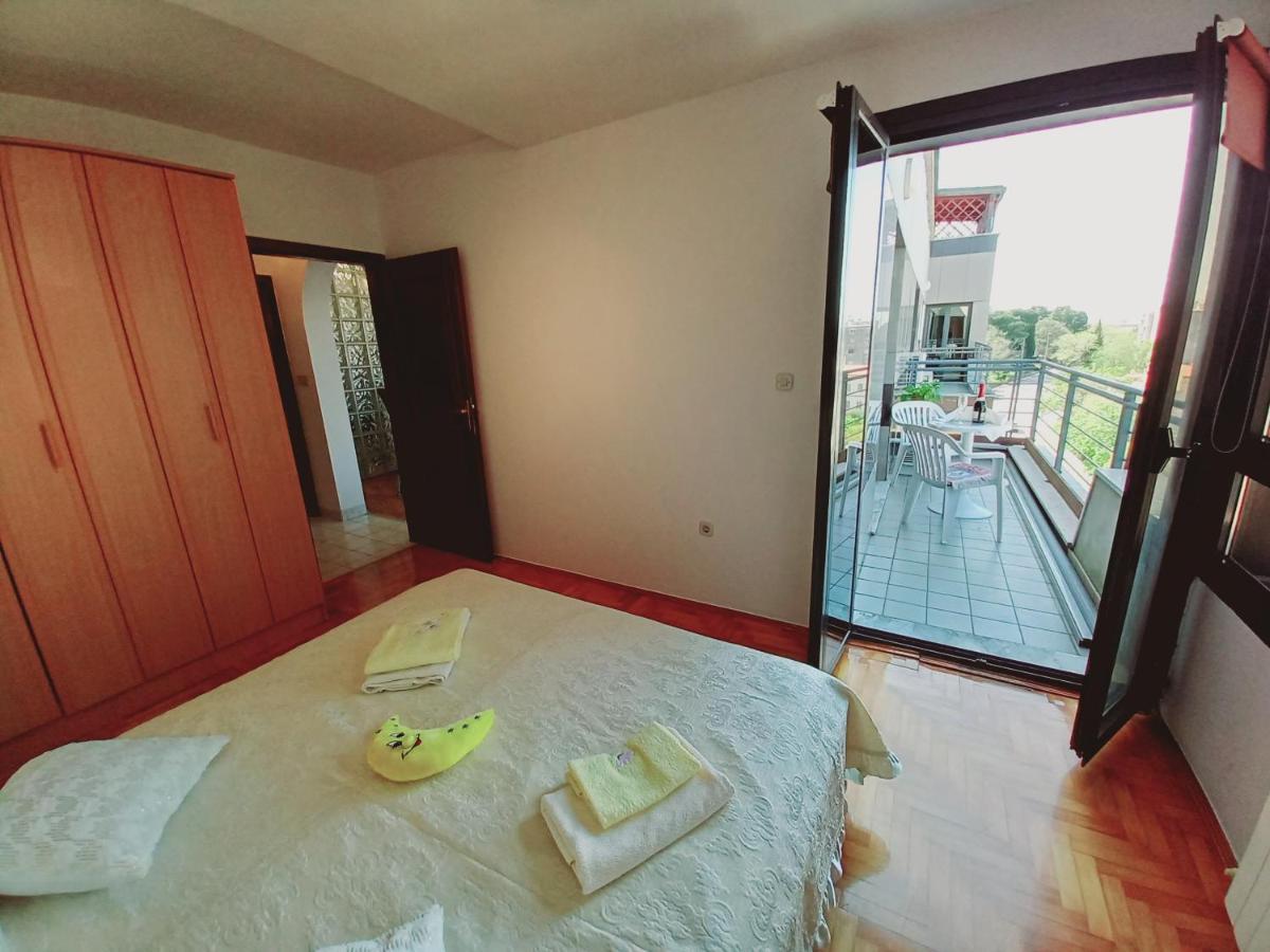 Iva Apartman Пула Экстерьер фото